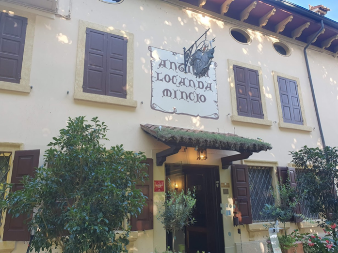イタリアで最も美しい小さな村」のひとつ ～ミンチョ川沿いのBORGHETTO