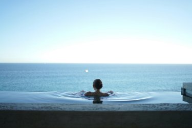 リトリートホテルへ自分を癒す旅へ出かけよう